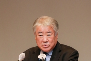 ‘폭언’ 논란 김우남 한국마사회장 “민정수석실 감사 성실히 받겠다” 사과