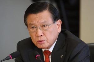 檢 ‘계열사 부당 지원’ 박삼구 前 회장 소환 조사