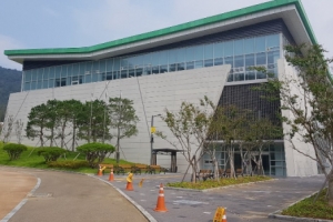 박정희 대통령 역사자료관, 우역곡절 끝에 6월부터 시범 운영