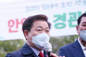 밤마다 조명빛으로 물드는 안양천 10리길