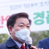 밤마다 조명빛으로 물드는 안양천 10리길