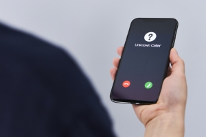 한 달에 710번 전화…스토킹에도 ‘처벌 불원’에 공소 기각