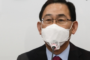 ‘박근혜 탄핵 부당’ 서병수 발언에 주호영 “당 전체 의견 아냐” 선 긋기