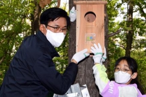 새들에 집 지어주고 줍깅운동회 열고… 환경보호·지구사랑 실천 앞장선 송파