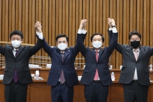 초선 이어 ‘재선의원 검증대’ 오른 국민의힘 원내대표 후보들