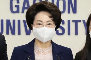 이길여 가천대 총장 ‘플라스틱 줄이기 고고챌린지’ 동참