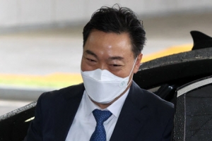 [포토] 밝은 표정의 김오수 검찰총장 후보자