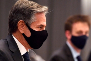 서로 공 넘기는 북미…정의용, 중재자로 나서나