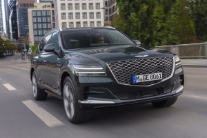 제네시스, 유럽 본토서 벤츠·BMW와 ‘맞짱’