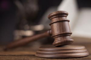 후배 텀블러에 ‘체액’…엽기행각 공무원 벌금 300만원