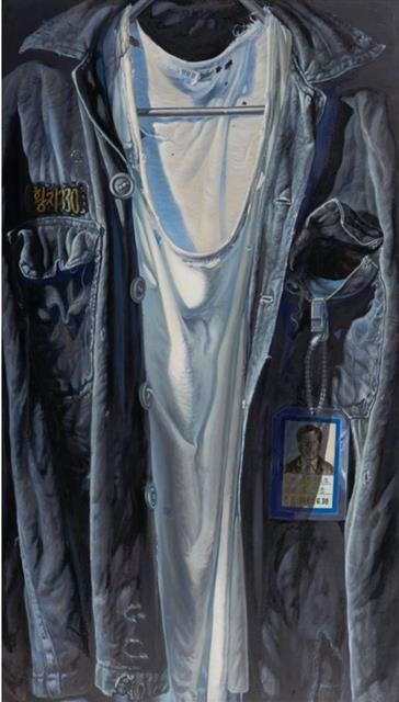 탄광 노동자의 삶을 낡은 작업복에 담은 ‘황지 330’.  국립현대미술관 제공