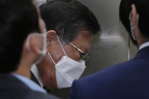 ‘계열사 부당지원’ 박삼구 첫 재판서 혐의 부인…“안타까운 심정”