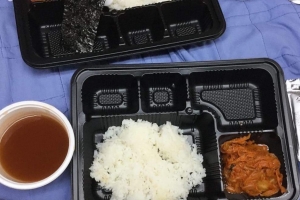 군 장병 먹거리서 개구리·지렁이·식칼까지 “이물질 발견돼도…”