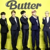 [포토] ‘버터’로 컴백한 BTS, ‘젠틀한 인사’
