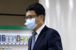 故김홍영 검사 폭행 의혹 전직 부장검사, 징역 1년 6개월 구형