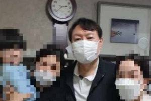 4선 중진 권성동 만난 윤석열…정치 행보 본격화 할까