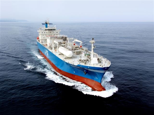한국조선해양이 건조한 초대형 액화석유가스(LPG)선.  한국조선해양 제공