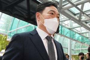 [서울포토] ‘경찰청 찾은’ 김오수 검찰총장 취임 인사