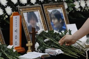 ‘공군 성추행’ 잇단 불기소에… 유족 “특검을” 마지막 절규