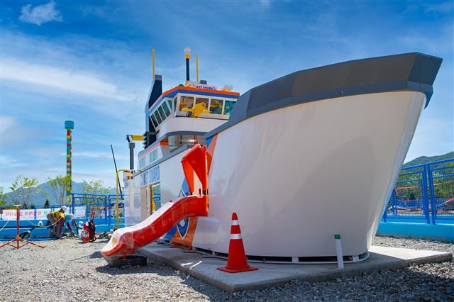 테마파크 ‘레고 해적’ 클러스터에 조성되는 선박.  강원도 제공
