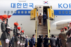 문대통령 “오스트리아 힘은 분단 위기 극복한 중립국에”