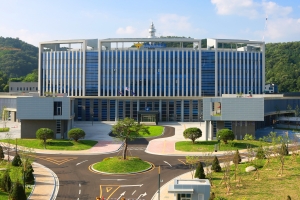 경북경찰, 청도군청 압수수색…공무원 3명 땅 투기 혐의