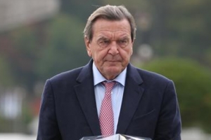 “슈뢰더 前총리, 부인 이혼에 책임” 전남편에게 3000만원 배상 확정