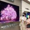 LG, 세계 첫 83형 올레드 TV 출시