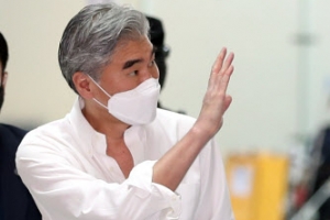 성 김 방한으로 선명해진 美 대북접근법...고민 깊어진 北