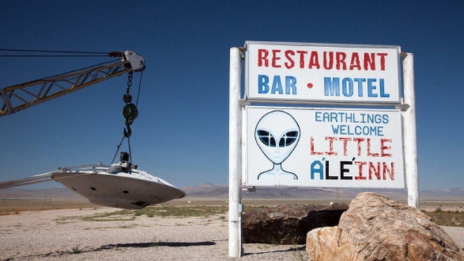 UFO에 대한 호기심을 이용해 돈을 벌려는 사람도 적지 않다. 게티이미지 자료사진