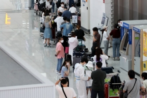 “델타 변이 국내 우세종 시간문제…2차 접종해야 예방률 88%,60%”