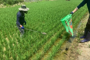 쿠팡물류센터 주변마을 토양오염도 검사 착수…한달 넘게 걸려…
