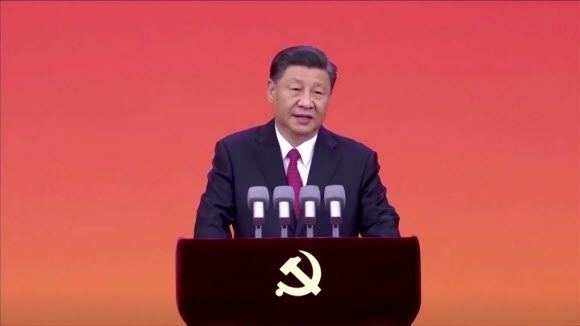 공산당 창당 100주년 기념 훈장 수여식서 연설하는 시진핑