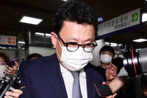 김홍영 검사 죽음 5년 만에… ‘폭행’ 김대현 前 부장검사 1년형