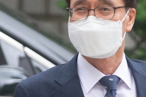 檢, ‘한동훈 독직폭행‘ 정진웅 차장검사 징역 1년 구형