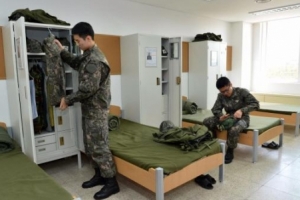 육군·해병대서도 ‘군용 모포’ 사라지나...軍, 솜이불 대체 추진