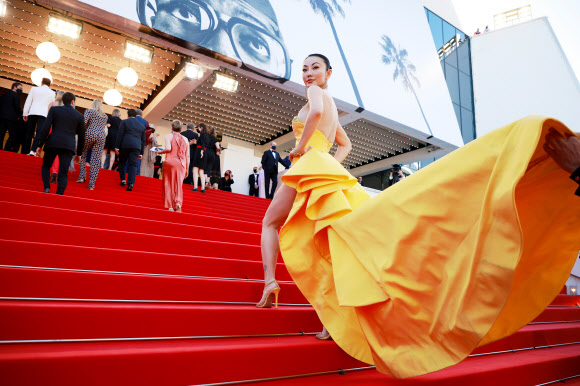 The 74th Cannes Film Festival - Screening of the film “Aline” Out of Competition - Red Carpet Arrivals - Cannes, France, July 13, 2021. Jessica Wang poses. REUTERS/Sarah Meyssonnier/2021-07-14 05:29:06/ <연합뉴스