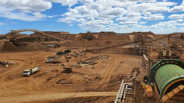 호주 니켈 광업·제련 전문회사 레이븐소프의 니켈 광산 전경. 포스코는 이 회사 지분 30%를 인수함으로써 전기차 배터리 핵심 원료인 니켈을 안정적으로 공급받게 됐다. 포스코 제공