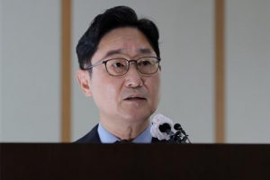 ‘文정권’ 마지막 검찰 인사…대선 후보 연루 수사팀은 그대로