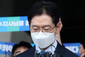 평창 남북단일팀 댓글 의혹서 촉발… 경공모 드러나 野 아닌 與 ‘치명타’