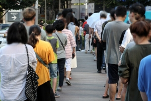 4단계 연장 불가피… 비수도권도 ‘6시 통금’ 검토