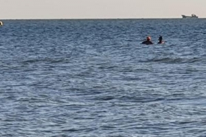 부산 해운대 해수욕장서 한밤 물놀이하던 2명 실종…수색 중