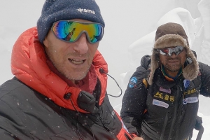 김홍빈 대장 운명의 10분 전 정말 멀쩡했다, 몇몇 놀라운 반전