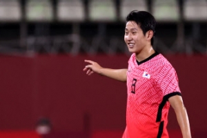 15분 뛰고 멀티골… 막내 이강인 “발 갖다 대기만 했다”