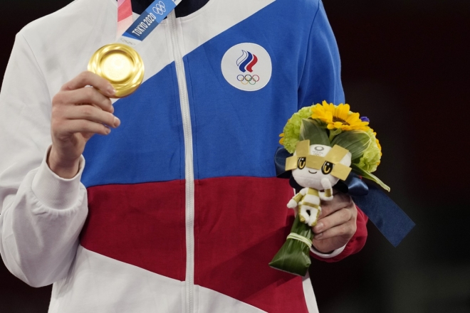 올림픽 메달리스트가 받는 후쿠시마산 꽃다발