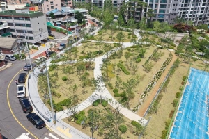 양천 주민이 가꾸는 신정허브원 완공