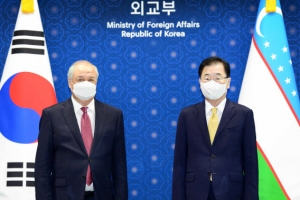 한-우즈벡 외교장관회담 “신북방정책 협력 재확인”
