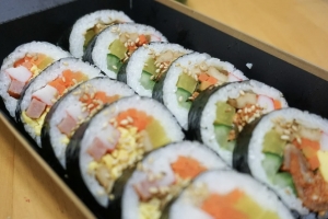 성남·고양 이어 파주서도 김밥집 고객 10여 명 식중독 증세