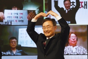 눈물 글썽인 아내·일상 공개한 딸…최재형 지원사격 나선 가족들