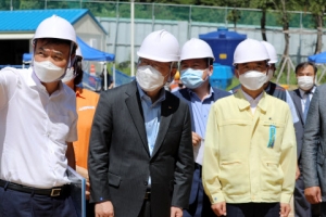 이재명 “동물을 물건으로 거래하니 개 식용 등 논란 생겨”